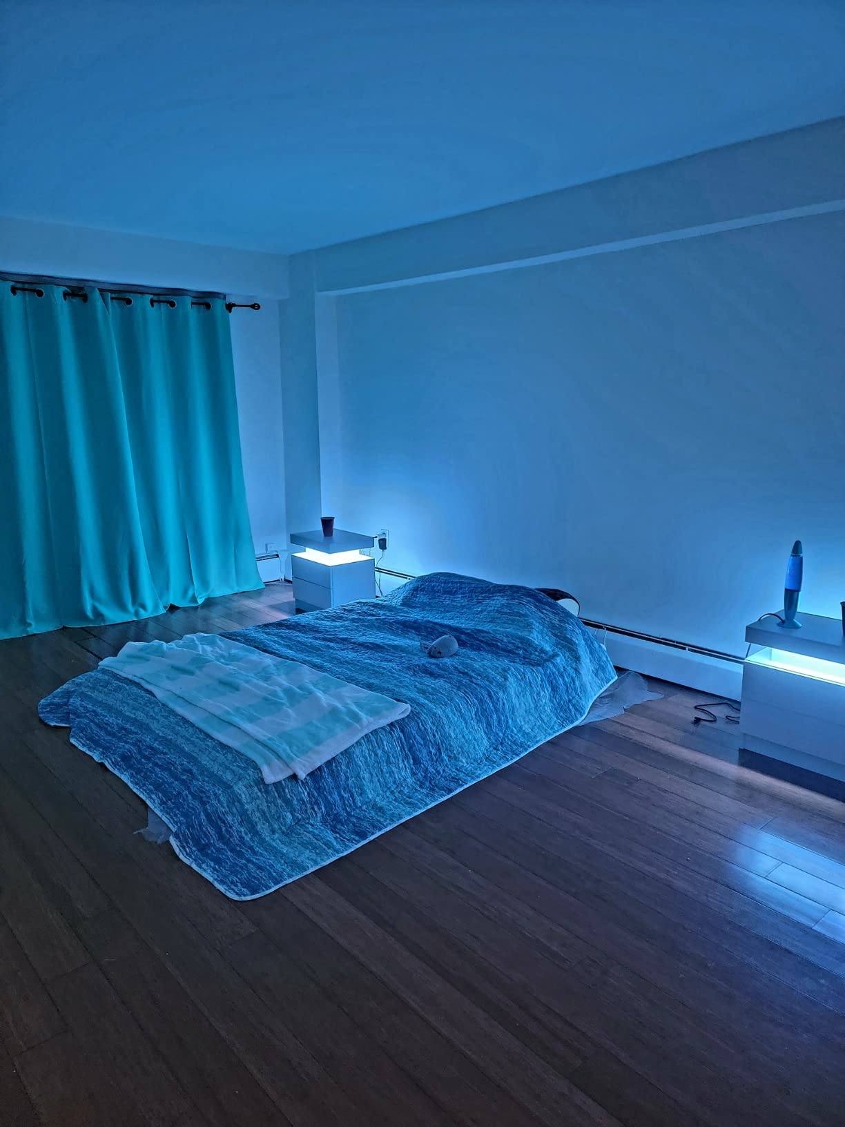 【Furniture】Nightstand Set of 2 LED Nightstand with 2 Drawers, Bedside Table with Drawers for Bedroom Furniture