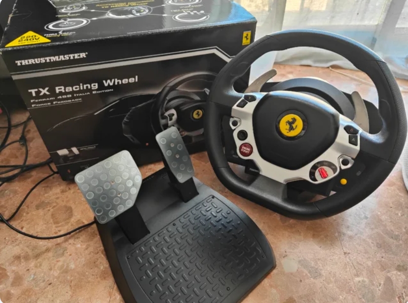 Thrustmaster TX RW Leather Edition or Wheel Ferrari 458 Italia Edition (XBOX Se