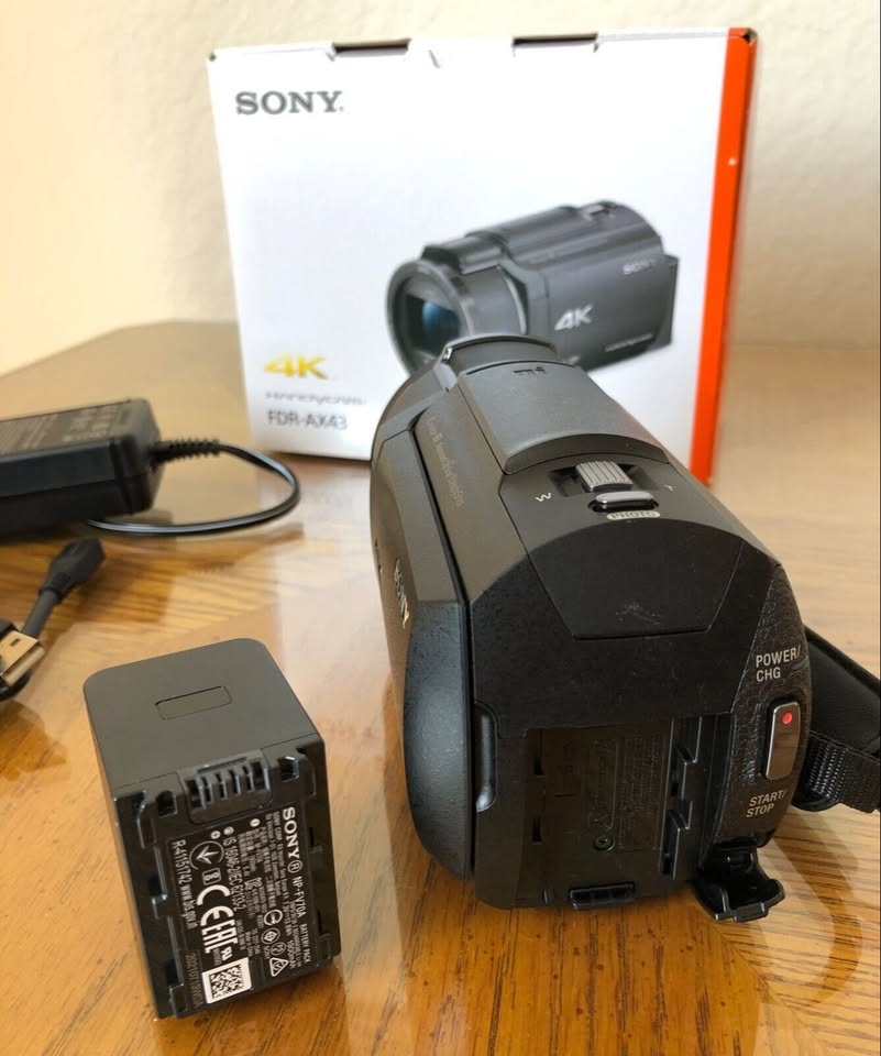 Sony AX43A 4K Handycam® Camera