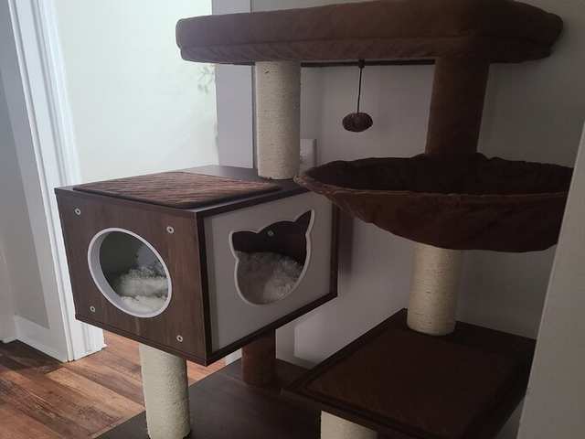 59 Yinka Cat Tree or Condo