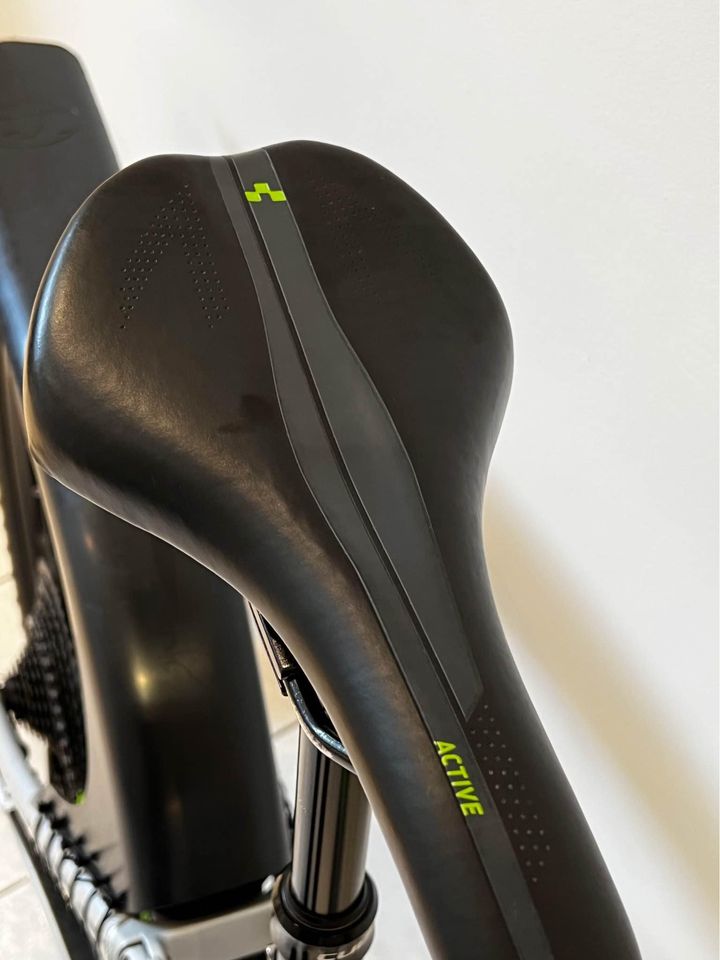 CUBE STEREO HYBRID 160 RACE ELECTRIC MOUNTAIN BIKE SIZE