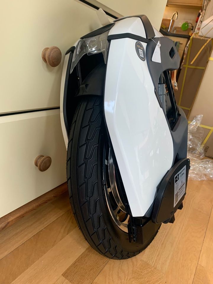 Kingsong S18 Suspension Electric Unicycle - London Stock