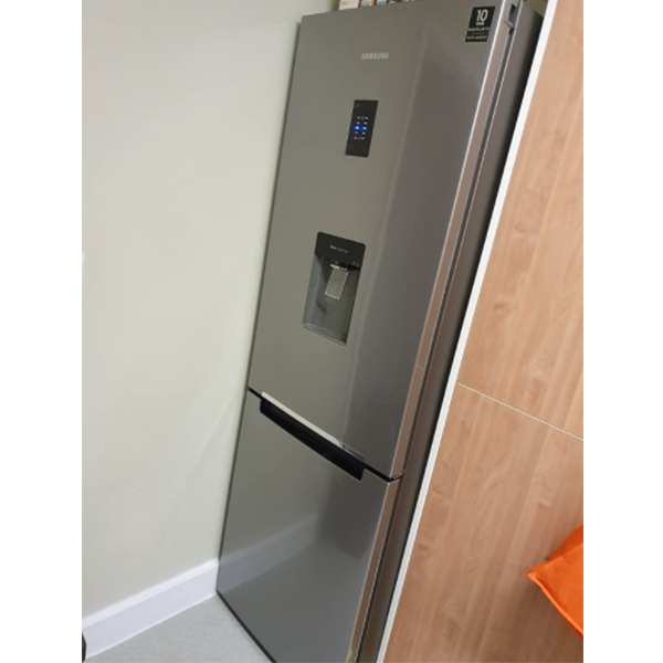 RB31FDRNDSA – freestanding – 308 litres – A+ – metallic fridge-freezer – fridge-freezers (freestanding, graphite, metallic, up-right, LED, glass, 308 litres) [Energy Class A+]